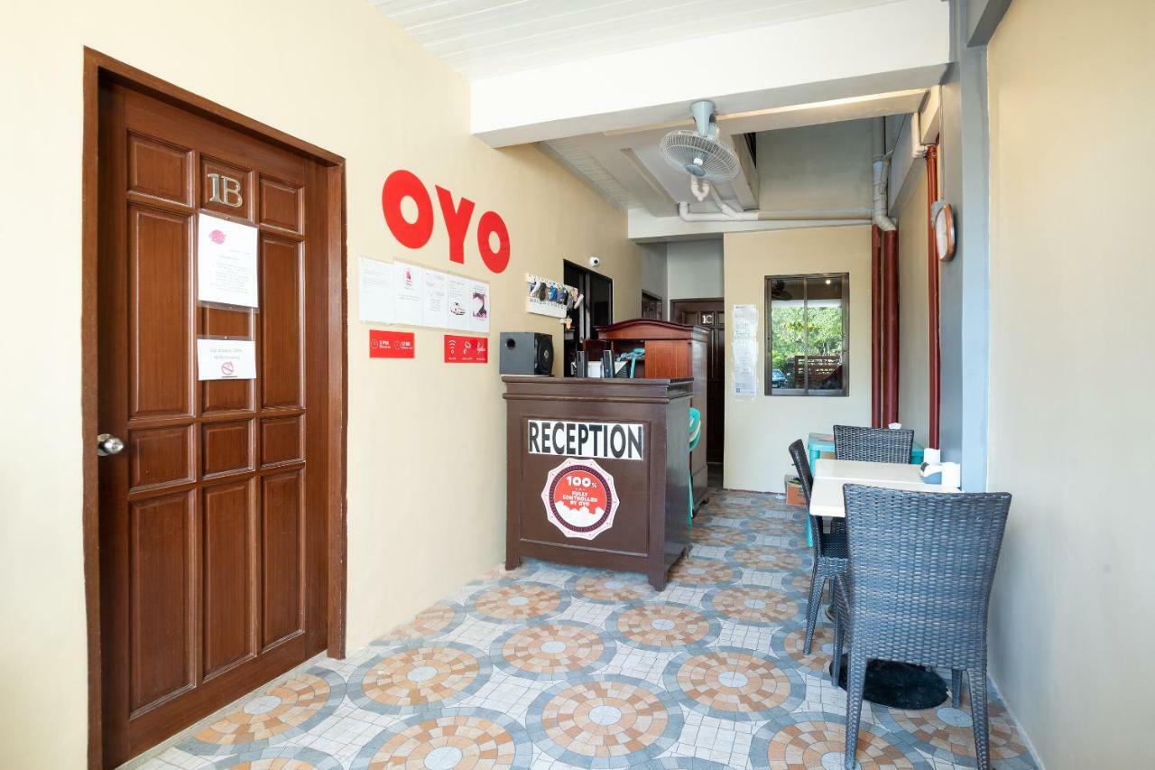 Oyo 164 Antoine'S Despacito Hotel Paranaque City Exterior foto